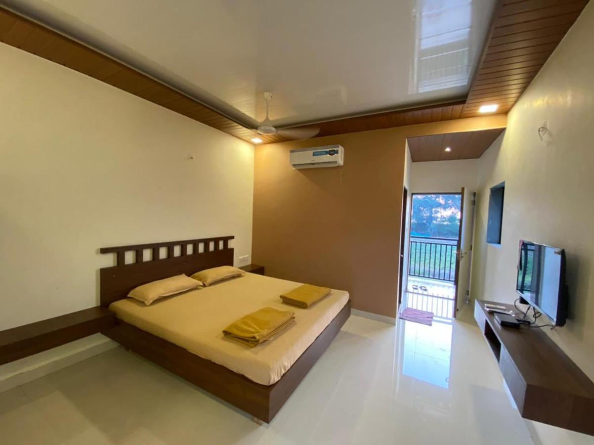 O'Nest Countryside Hotel Surai Buitenkant foto