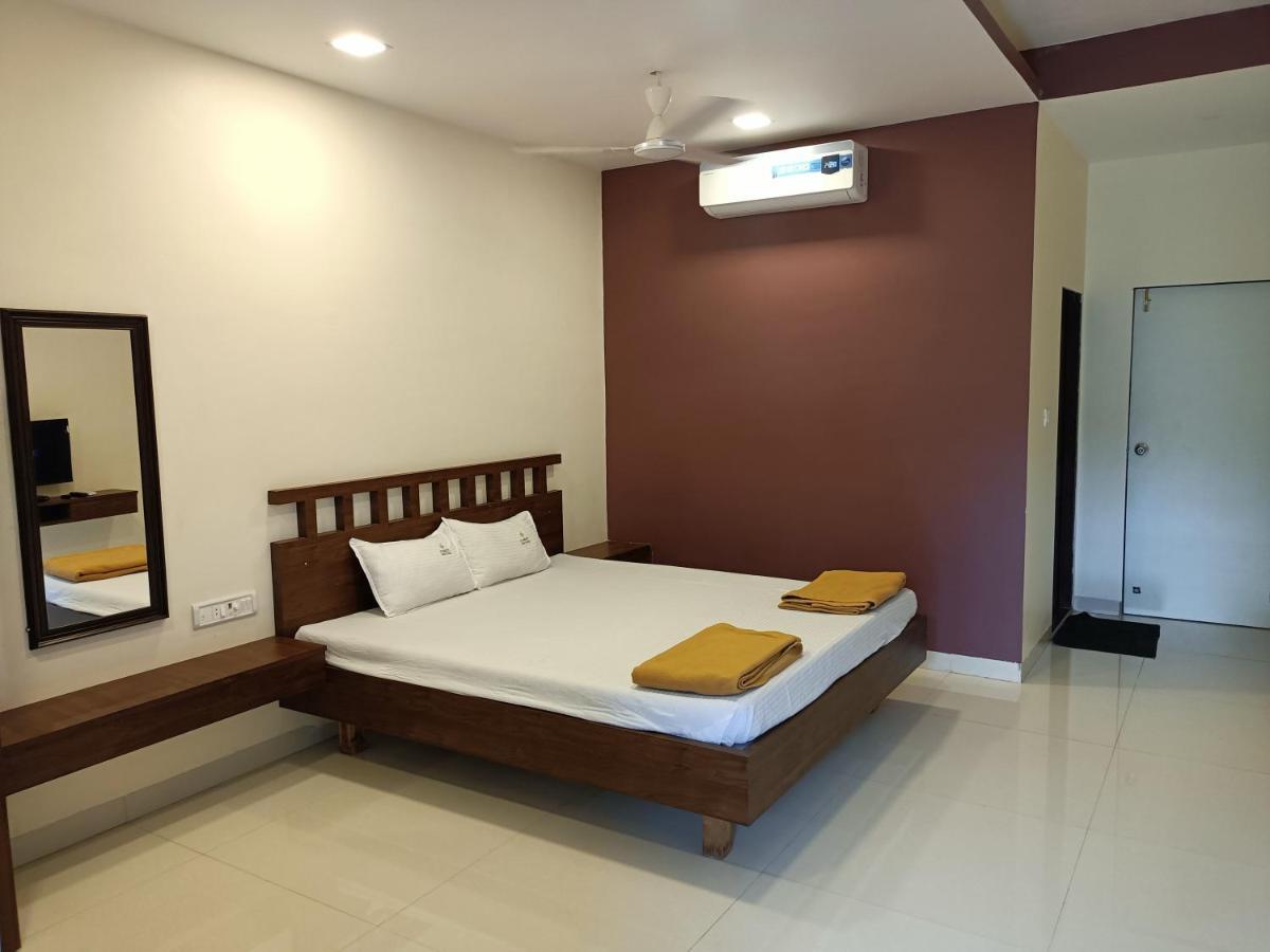 O'Nest Countryside Hotel Surai Buitenkant foto